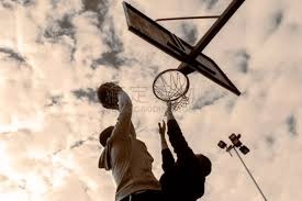 卡什：今夏只想留在维拉；还在找对象，波兰女生请私信我