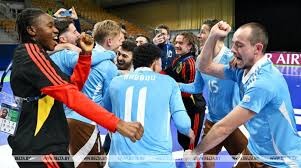 TheShy遭恶意攻击，IG场外节奏爆炸，炫神破口大骂，登顶热度榜单